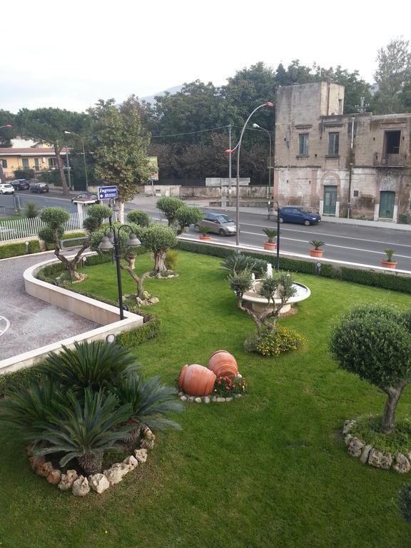 Hotel Maddaloni Tufino Exterior photo